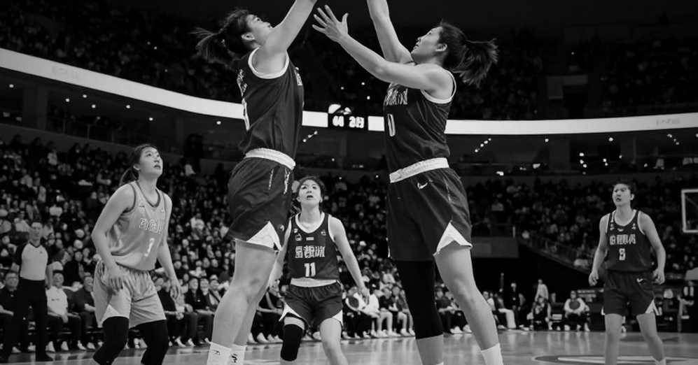 Ẩu đả ở trận giao hữu Changwon – NLEX: Nhà vô địch KBL, đoạn clip ba mươi giây và một khoảng trống dữ liệu