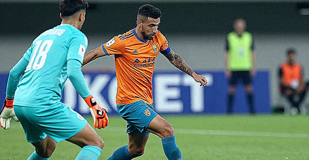 V.League: Input Data Quality Decides the Fate of Every Transfer V.League: Input Data Quality Decides the Fate of Every Transfer