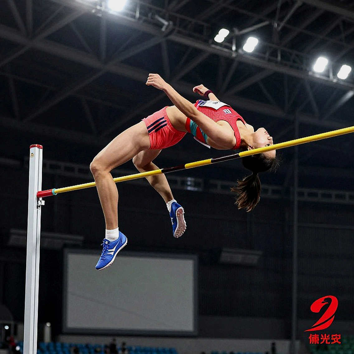 Ba mươi nghìn cú nhảy và khoảng trống kiểm chứng: Kỷ lục burpee broad jump của Kevin Ociepka
