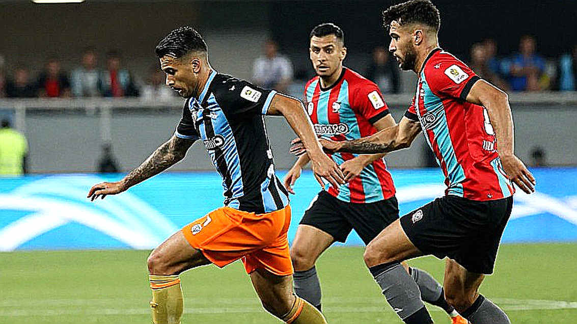 Dưới lớp băng ghế V.League: Bóng đá Việt Nam thiếu một nền móng dữ liệu