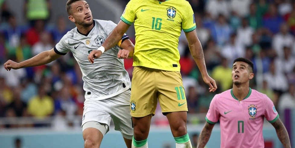 Brighton hạ Arsenal 3-0 trong trận cầu đinh; Man United, Man City và Liverpool hứa hẹn ngày Chủ nhật bùng nổ