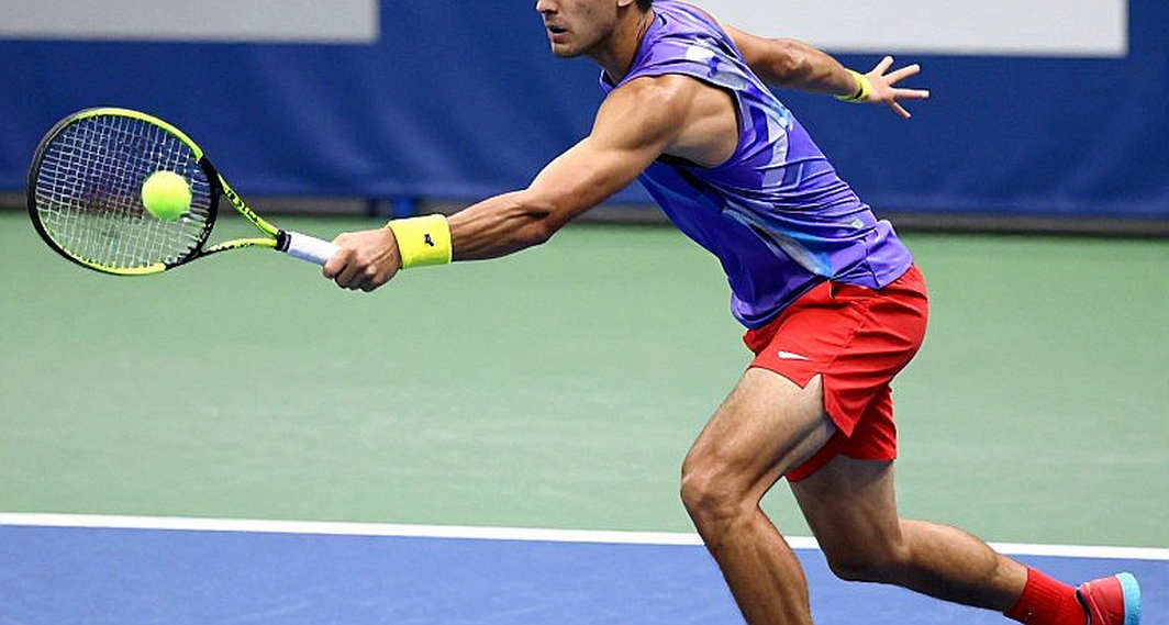 Vũ Hán: Swiatek thắng Frech 6-2, 6-1 và bài học từ hai game đầu bị bỏ quên