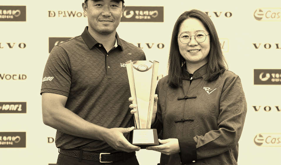 Khi bảng dữ liệu golf trống rỗng: kỷ luật của chữ 'không biết' trong nghề viết thể thao