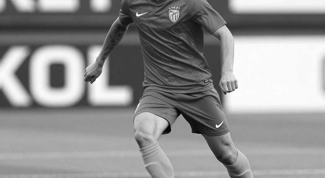 PSG mất Nuno Mendes trước đại chiến Barcelona: cánh trái là nơi Enrique không được phép đoán sai