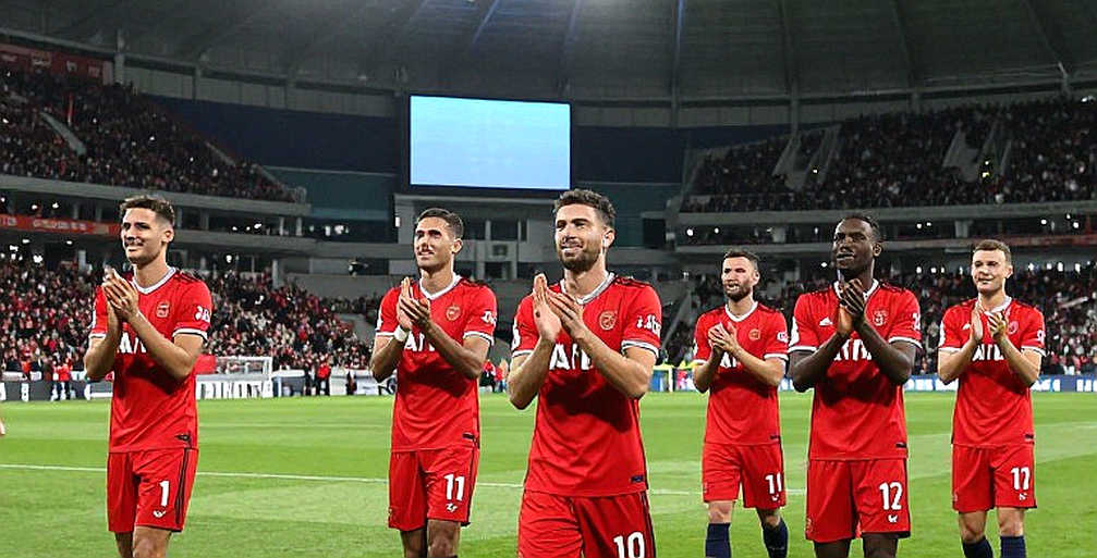U23 Nhật Bản 0-0 U23 Thái Lan hiệp một: Chín bàn thắng, không bàn thua, và một hàng thủ khác biệt