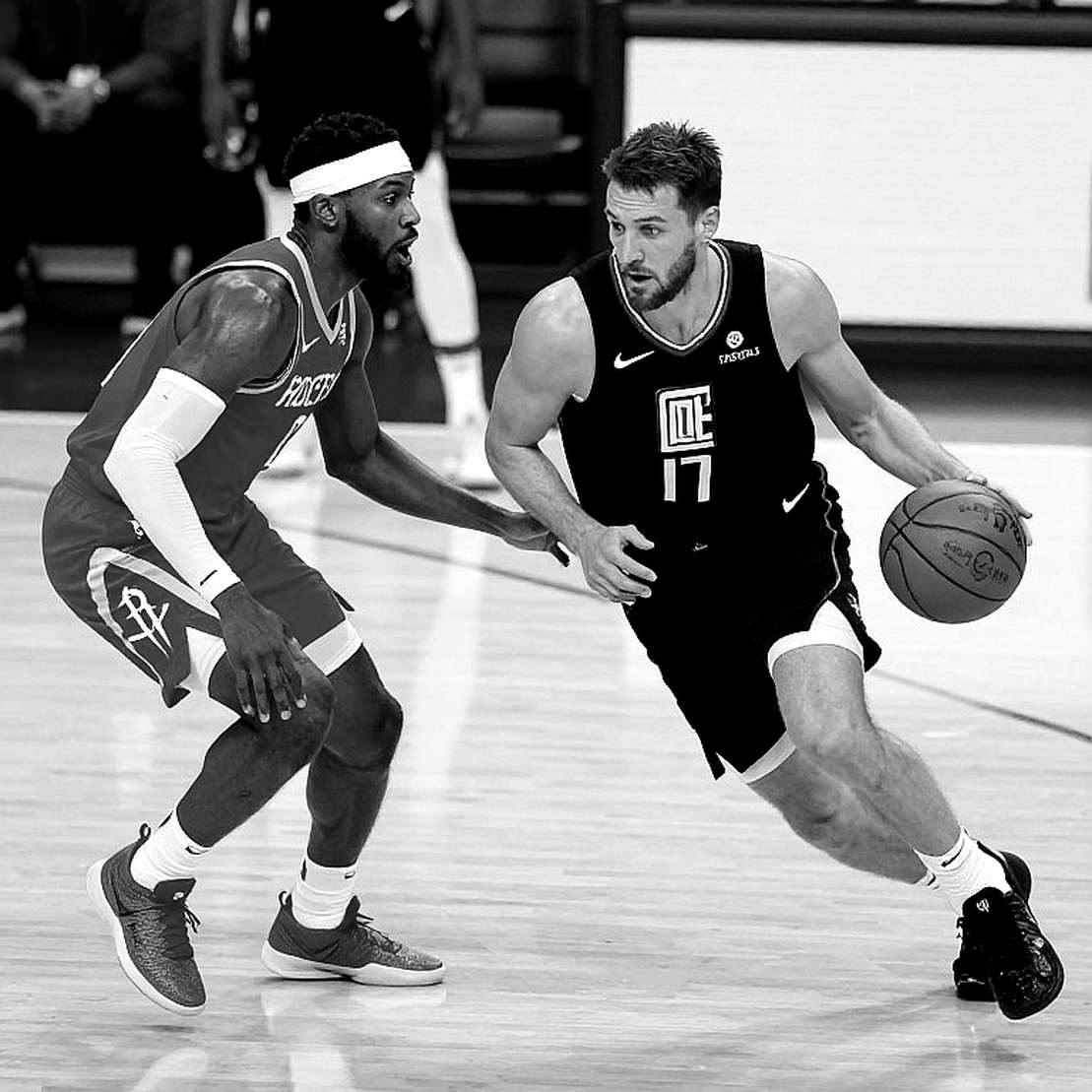 Tám giây trong phòng họp báo: Saras Jasikevicius và bài toán nhịp độ ở trận mở màn EuroLeague Tám giây trong phòng họp báo: Saras Jasikevicius và bài toán nhịp độ ở trận mở màn EuroLeague
