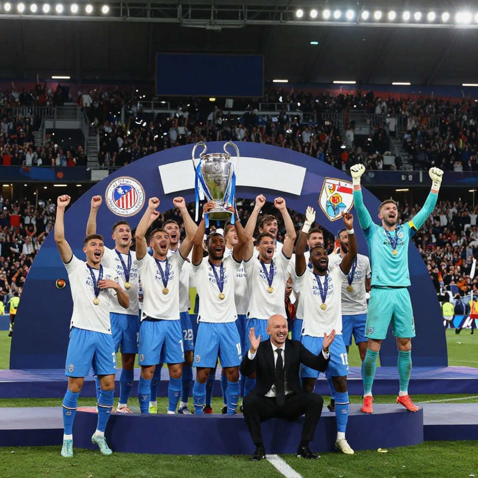 Ba ngôi sao Zambia và bài toán y tế học đang bóp nghẹt cuộc đua playoff NWSL