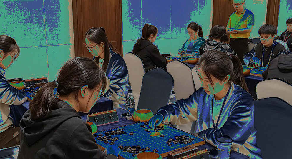 Olympiad cờ vua 2026 tại Samarkand: Ấn Độ bảo vệ cú đúp vàng và cái luật im lặng quyết định ngôi vương
