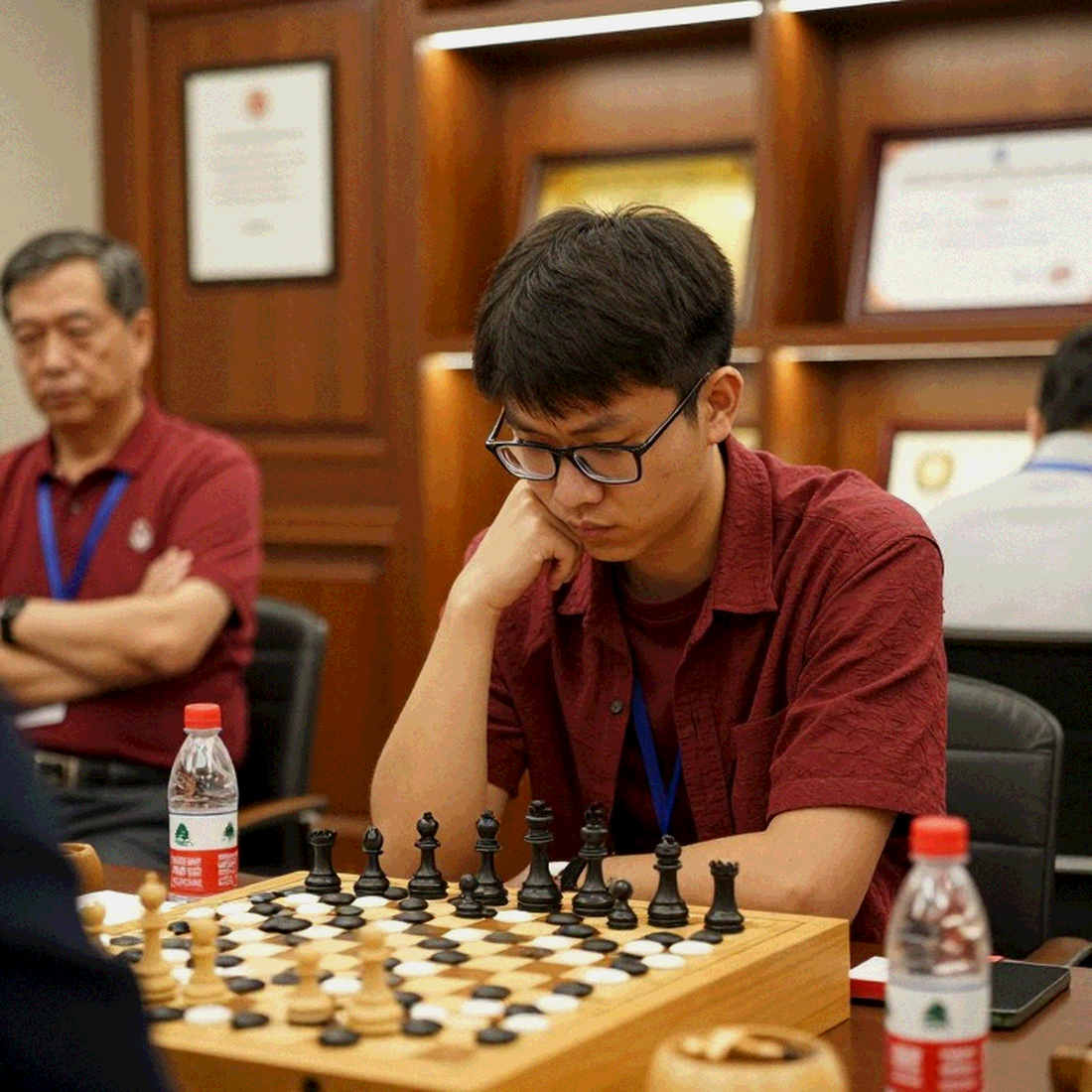 Olympiad cờ vua 2026 tại Samarkand: Ấn Độ bảo vệ cú đúp vàng và cái luật im lặng quyết định ngôi vương